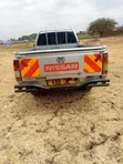 Nissan Hardbody 2009 Silver - 4