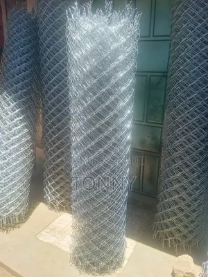 Fencing Wire - 65x65 Mesh, Urefu 18mm, Urefu 5ft, Gauge 11