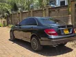 Mercedes-Benz C200 2011 Nyeusi - 3