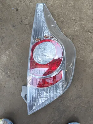 Taa ya Nyuma ya Toyota Aqua (Iliyorudishwa)