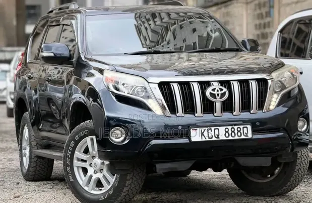 Toyota Land Cruiser Prado TX.L 2011 Nyeusi Matt - 1