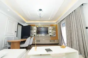 2 Bedroom Apartment for Sale in Parklands/Highridge