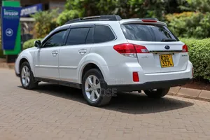 Subaru Outback 2015 White