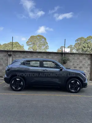 New Suzuki Grand Vitara 2025 Gray