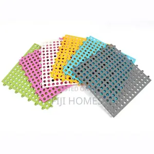 Interlocking Anti-Slip Drainage Floor Tiles | 30x30cm | Many Colours