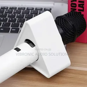 Triangle TV Interview Microphone Flag Station - White