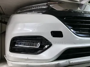 Honda Vezel Xenon Nosecut (Used)