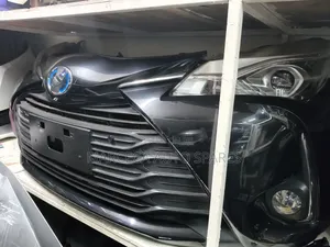 Toyota Vitz Jewela Nosecut 2018 Xenon