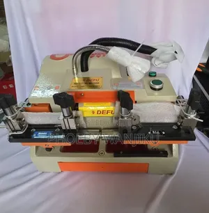 Long-Lasting Defu Key Cutting Machine