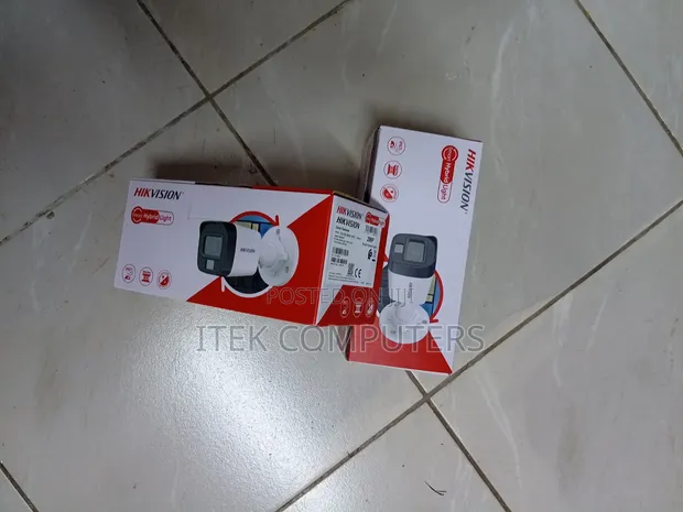 Hikvision 2MP ColorVu Kamera ya Nje na Smart Hybrid Light - 1