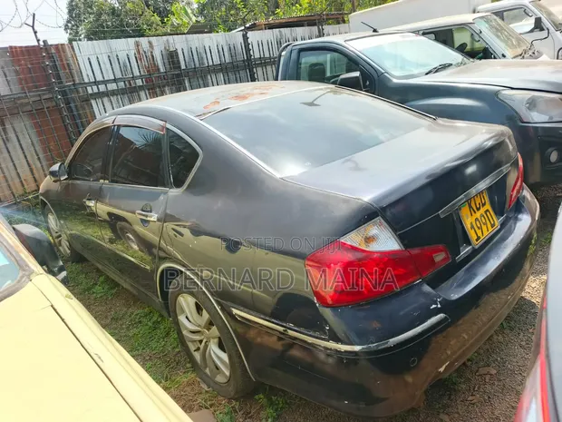 Nissan Fuga 2008 Black - 1