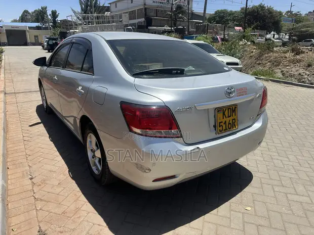Toyota Allion 2016 Nyeupe - 1