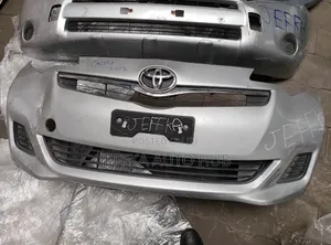 Toyota Ractis 2012 Bampa ya Mbele - Imefanyiwa Ukarabati