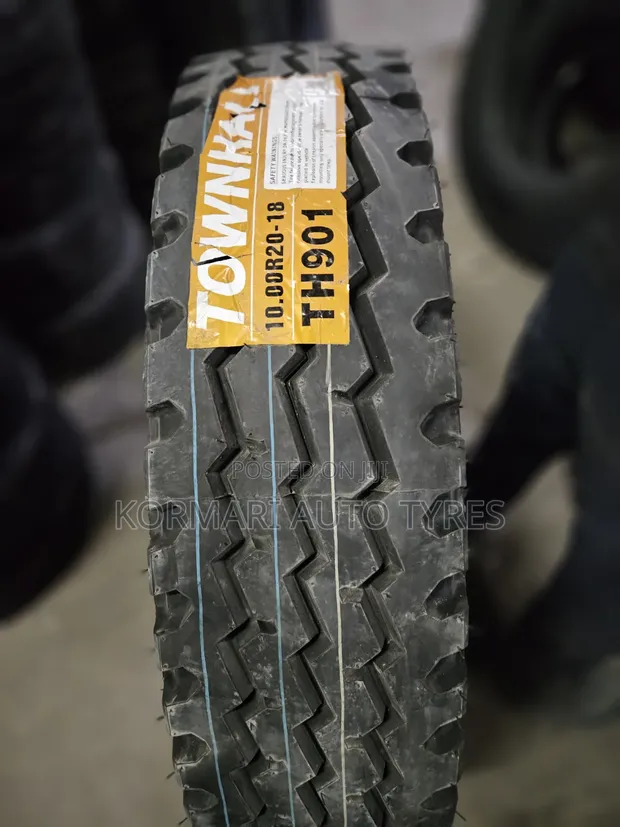10.00R20 Townhall Tyre - Brand New - 1