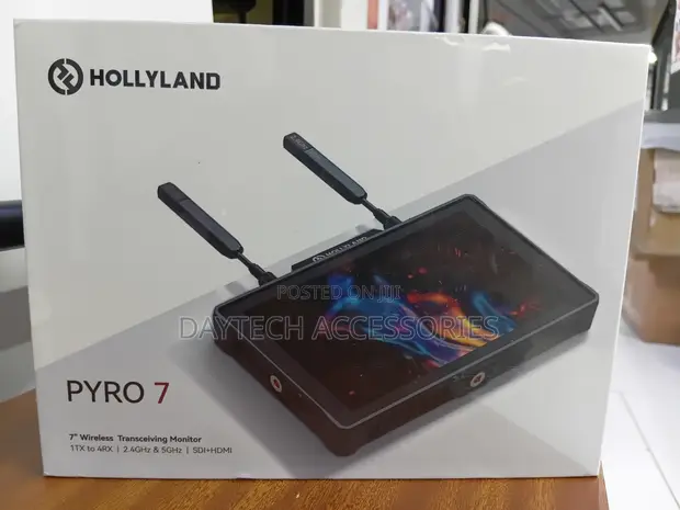 Hollyland Pyro 7 7-Inch Wireless Transceiving Monitor - 1