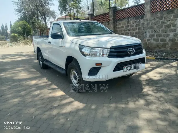 Toyota Hilux 2020 Nyeupe - 1
