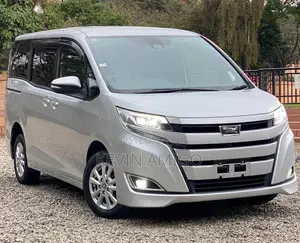 Toyota Noah 2020 Silver