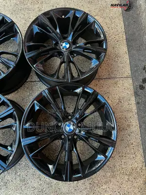 18 Inch BMW Rims (5x120) - Gloss Black