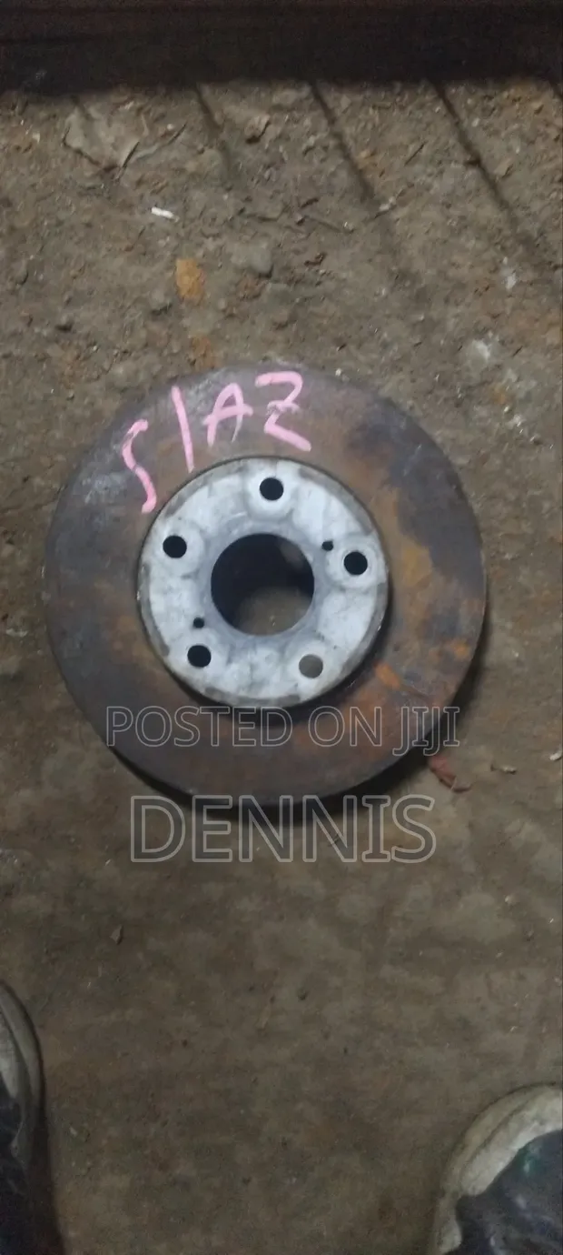 Used Toyota Noah/Voxy/Isis Brake Discs - 1