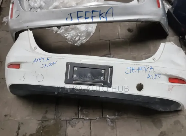 Bampa ya Nyuma ya Mazda Axela 2018 Saloon (Iliyorudishwa) - 1