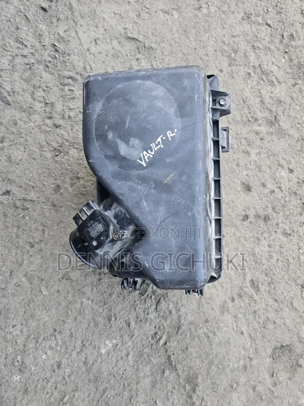 Toyota Harrier Air Cleaner Housing (2AZ Engine) - 1