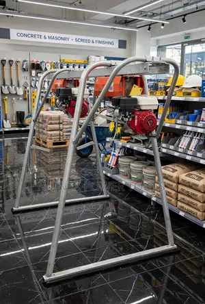 Iori Italy 1-Tonne Petrol Concrete Hoist (DS1000)