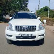 Toyota Land Cruiser Prado 2006 White - 1