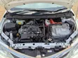 Toyota Wish 2006 Nyeupe - 2
