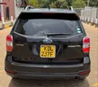 Subaru Forester 2015 Nyeusi - 1