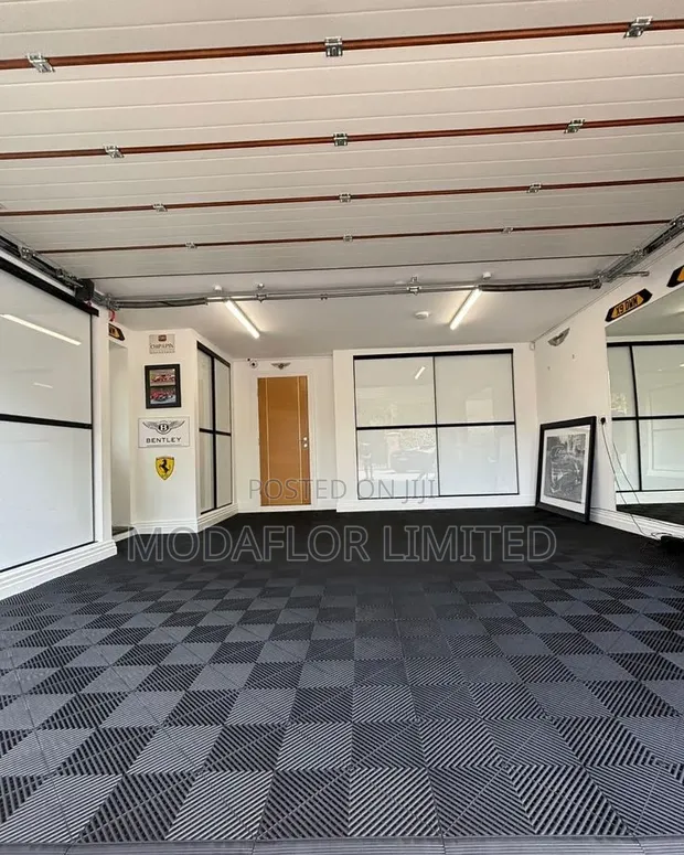 Garage Interlocking Floor Mats | Modular Solution - 1