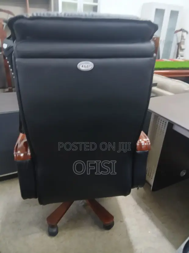 Director's High Back Leather Office Chair - 1
