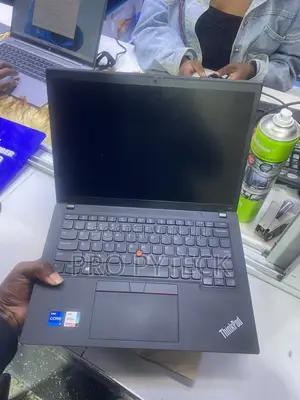 Laptopi ya Lenovo ThinkPad X13 Yoga Gen 2