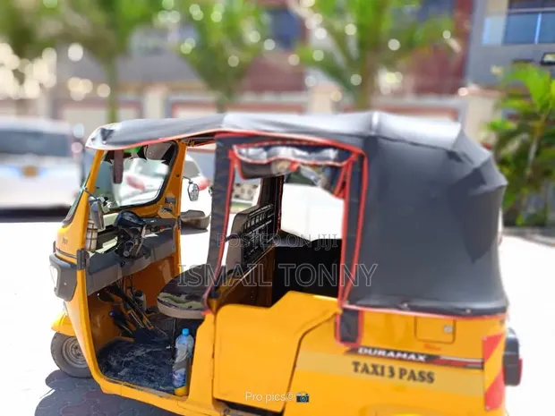 TVS 2024 Yellow Three-Wheeler - 1
