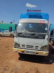 Isuzu NKR 4.3L Lori 2012 Nyeupe - 5