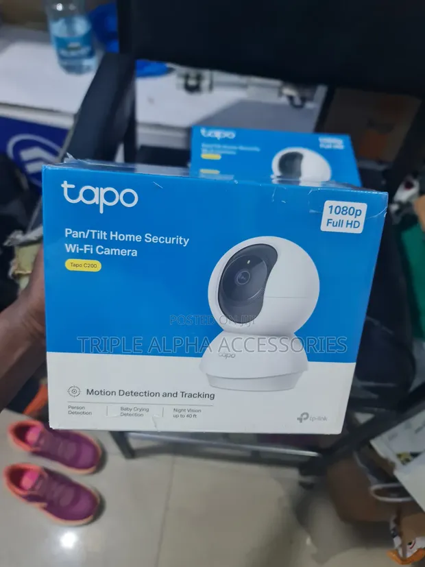 TP-Link Tapo C200 1080p Motorized PTZ Wi-Fi Security Camera - 1