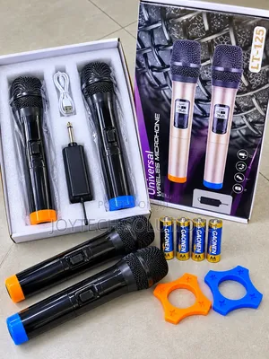Pro Dual UHF Wireless Microphone System kwa PA & Events