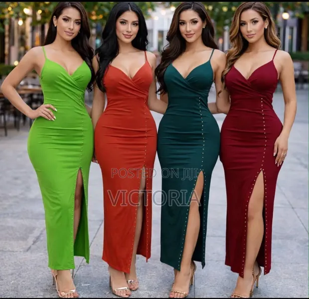 Victoria's Closet - Women's Classic Style - 1