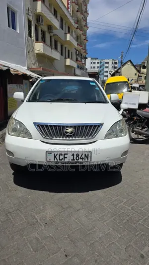 Toyota Harrier 2010