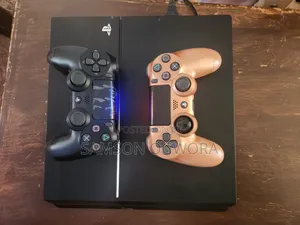 PS4 Standard Console - Chipped with 7 Games