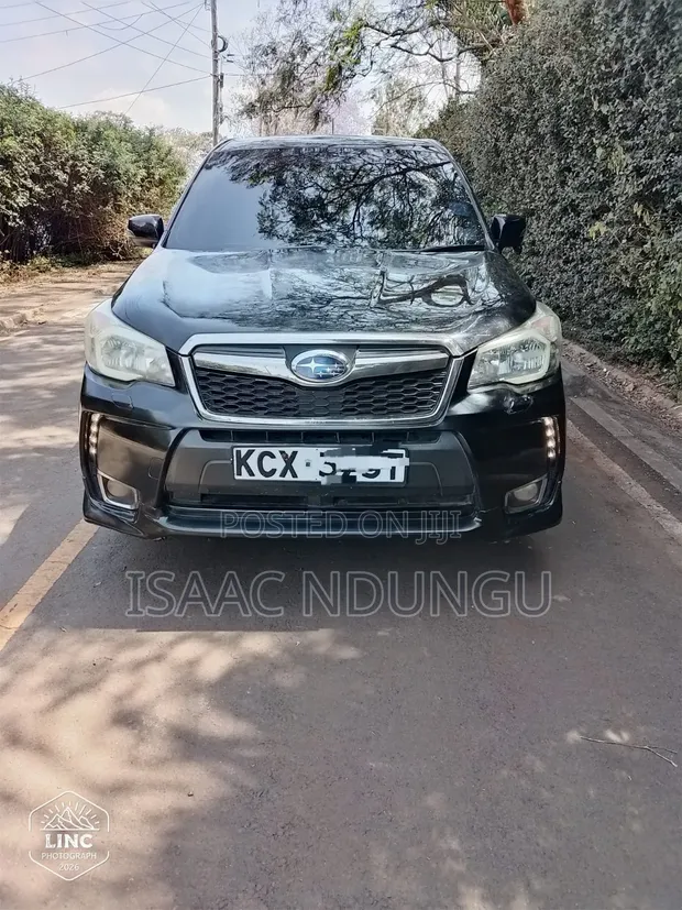 Subaru Forester XT 2013 Nyeusi - 1