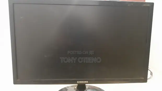 Used Samsung 22-Inch Full HD Monitor - 1