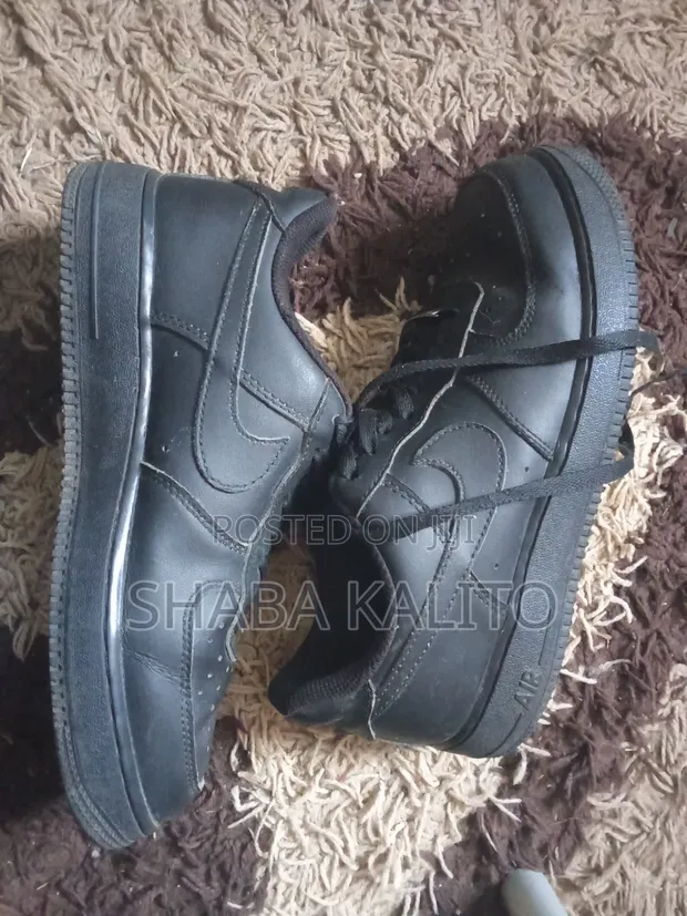 Nike Air Force 1 - 1