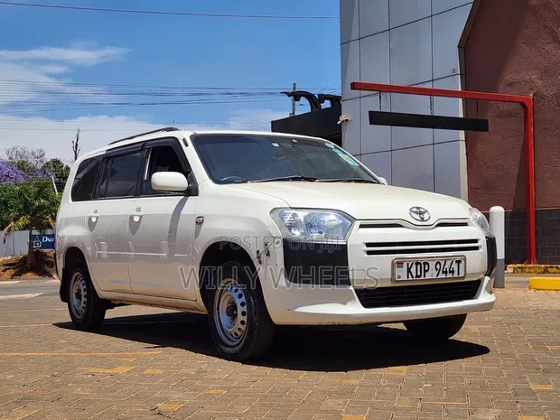 Toyota Succeed 2017 White - 1