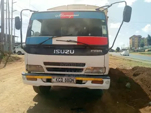 Truk Isuzu FRR KCD