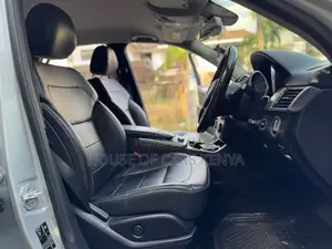 Mercedes-Benz M Class 2015 Nyeupe