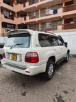 Toyota Land Cruiser Series 100 2005 Nyeupe - 2