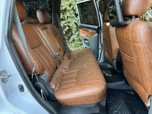 Toyota Land Cruiser Prado 2006 White - 1