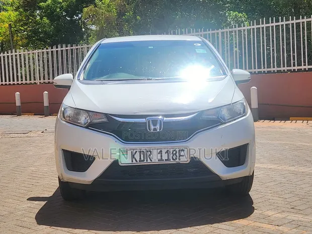 Honda Fit 2017 Rangi ya L Pearl - 1
