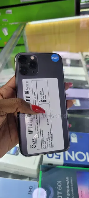 Apple iPhone 11 Pro 256GB Black (Ex-UK)