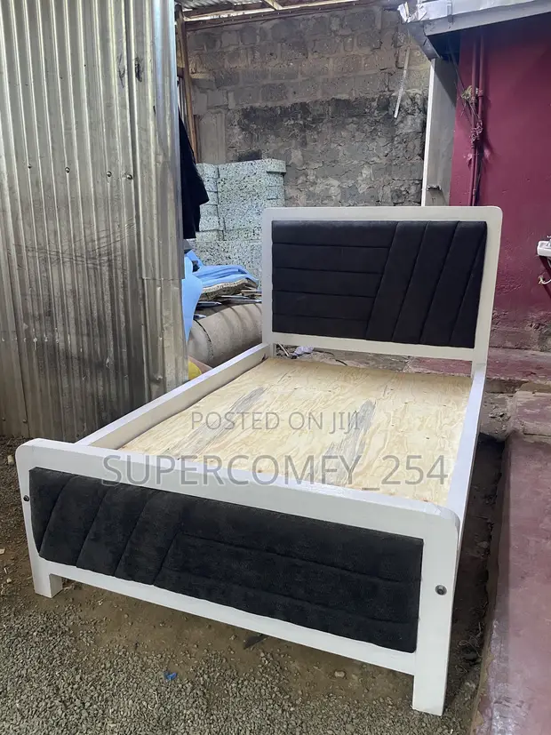 Finely Patterned 4/6 Mocket Bed Design - 1
